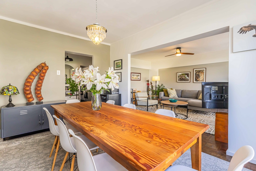 2 Bedroom Property for Sale in Sea Point Western Cape